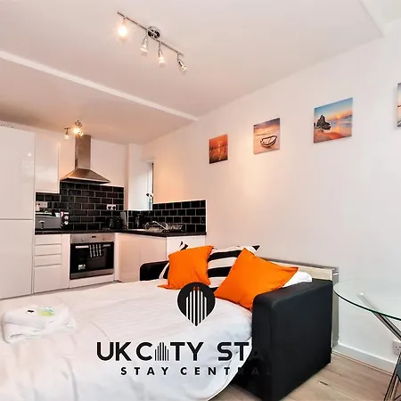 Apartment Calls Leeds (West Yorkshire)